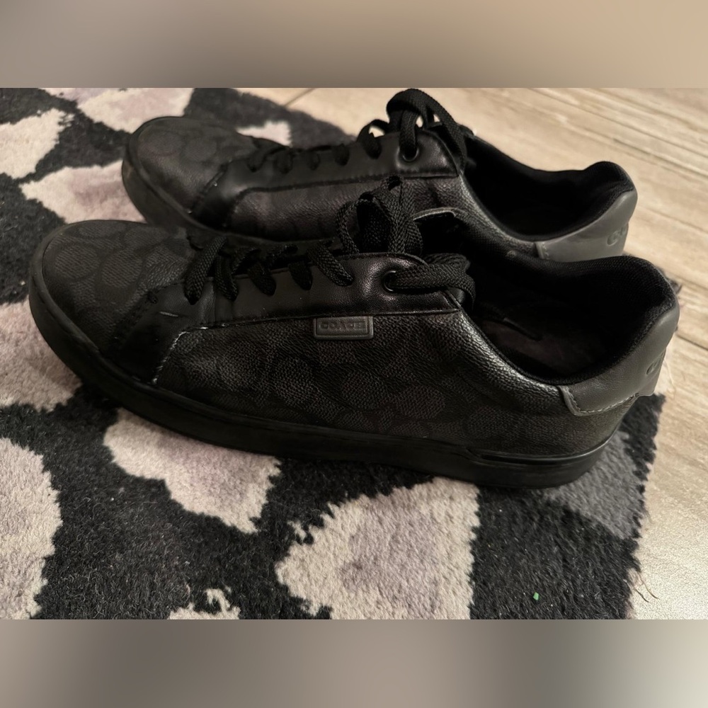 Coach Low-line Low Top Sneaker In Signature Canvas - Picture 10 of 10